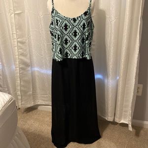 Maxi dress and drop back